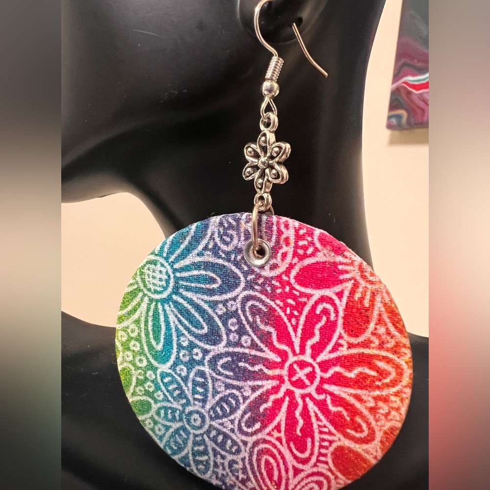 Large, lightweight, bold statement dangle earrings